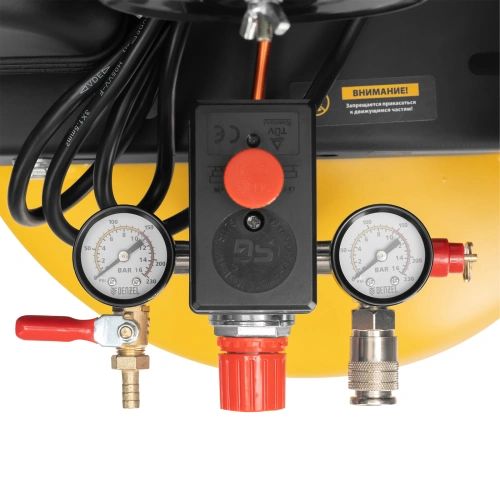 Компрессор воздушный BCV2200/100V, ременный привод , 2.3 кВт, 100 литров, 440 л/мин Denzel купить в Москве с доставкой по всей России | ProtosMarket.ru