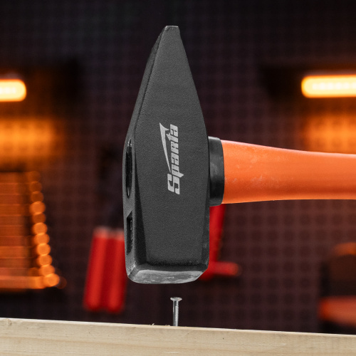 Молоток слесарный, 1500 г, фибергласовая обрезиненная рукоятка Sparta купить в Москве с доставкой по всей России | ProtosMarket.ru