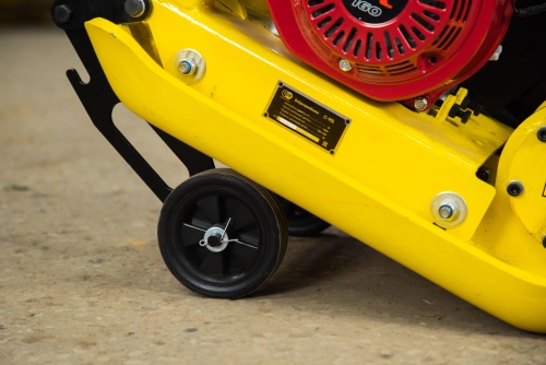 Виброплита 80 кг, 16кН (Honda) без бака колесный комплект TOR C-90L купить в Москве с доставкой по всей России | ProtosMarket.ru