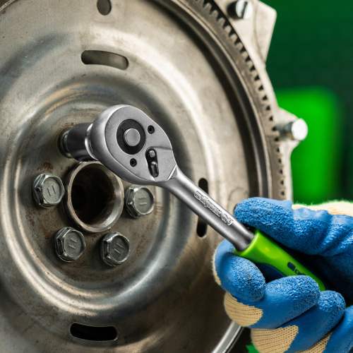 Ключ-трещотка 3/8", 45 зубьев, с быстрым сбросом, матовый хром Сибртех купить в Москве с доставкой по всей России | ProtosMarket.ru