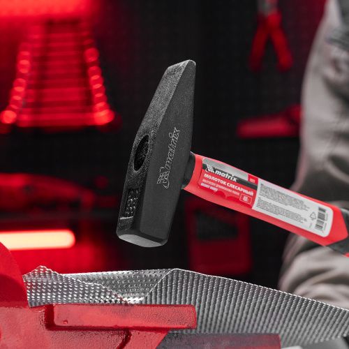 Молоток слесарный, 400 г, фибергласовая обрезиненная рукоятка Matrix купить в Москве с доставкой по всей России | ProtosMarket.ru