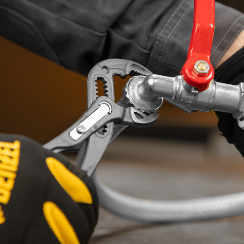 Клещи переставные, кнопочный механизм, обливные рукоятки, 180 мм Denzel купить в Москве с доставкой по всей России | ProtosMarket.ru
